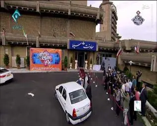 ورود هاشمی طبا به سازمان صدا و سیما + تصاویر
