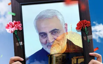 فیلم دیده نشده از سردار شهید سلیمانی در خانه 