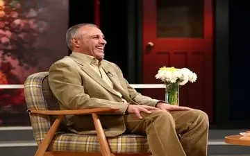  تولد عموی فیتیله‌ای در تلویزیون با کیک و ساندویچ!+ عکس