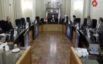 حضور دوربین یک برنامه تلویزیونی در جلسه رسمی شورای نگهبان برای اولین بار 