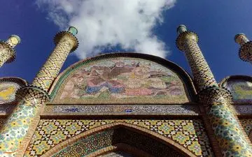 دروازه ارگ سمنان؛ جاذبه ای جالب و دیدنی
