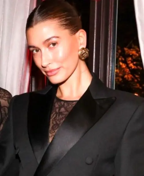 رازهای پوست درخشان هیلی بیبر