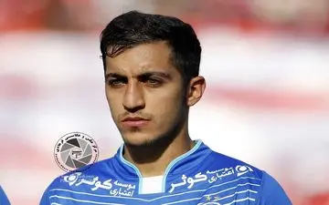  شعار جالب هواداران استقلال برای مدافع جوان