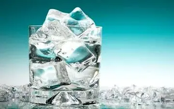 تاثیرات نوشیدن آب یخ بر بدن