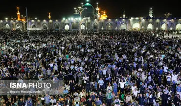 شب نوزدهم ماه مبارک رمضان - حرم امام رضا (ع) + تصاویر