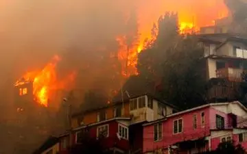 آتش‌سوزی مهیب در شیلی بیش از 700 نفر را بی‌خانمان کرد
