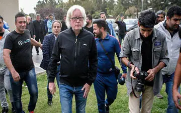 درگیری ها میان شفر و باشگاه استقلال بالا گرفت