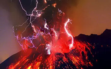 لحظه فوران آتشفشانی بزرگ در مکزیک