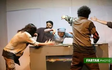 
نقد و بررسی تاتر ملکوت با حضور استاد محمدعلی حسینیان