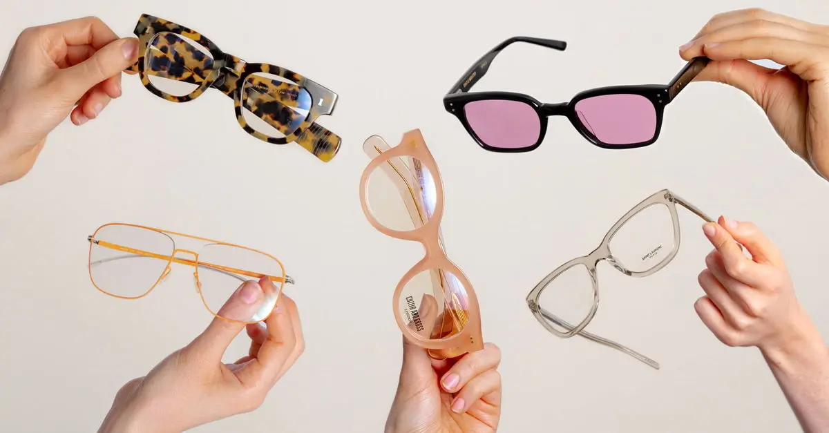 ترفندهای آرایش با عینک‌های مختلف| جدیدترین مدل‌های عینک و نحوه آرایش متناسب با آنها