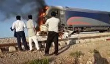 فیلم حادثه برخورد قطار با خودروی سواری در محور جنوب کشور 