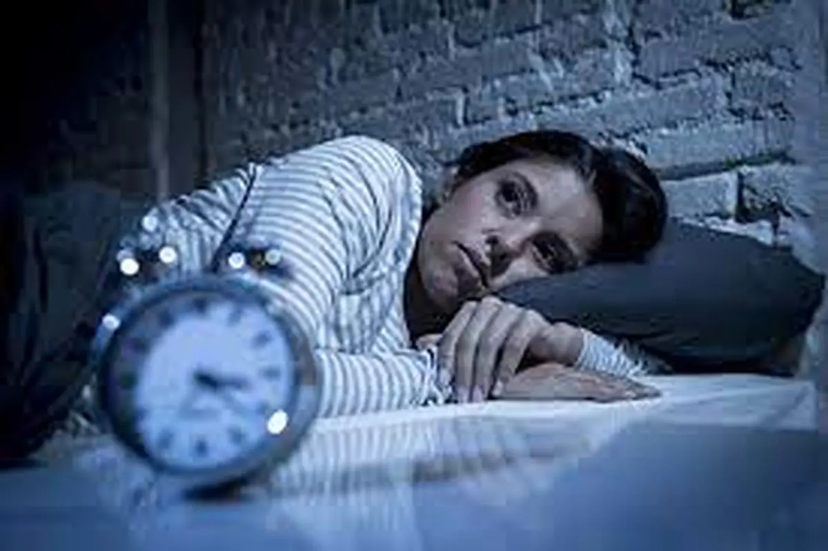 چرا زنان 2 برابر مردان دچار بی‌خوابی می‌شوند؟ دلایل را بدانید 