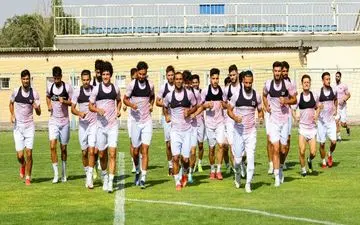 پیگیری تمرینات تراکتور برای بازی با گل گهر