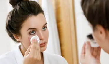 پاک کردن آرایش صورت: ۹ اشتباه متداولی که پوستتان را خراب میکند