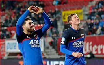  لژیونر ایرانی آبی پوش می شود