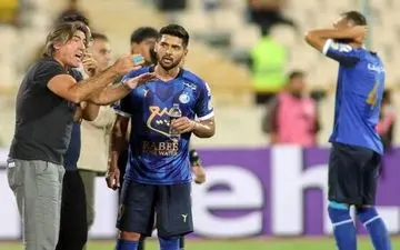 اقبالی: باید به ساپینتو بگوییم با این رفتارها نمی‌تواند در ایران موفق باشد