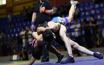 رقابت‌های بین المللی کشتی روز جهانی کودک|فینالیست‌های پنج وزن دوم نخست مشخص شدند