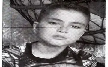 
درخواست پلیس آگاهی البرز برای شناسایی پسر بچه گمشده+ عکس