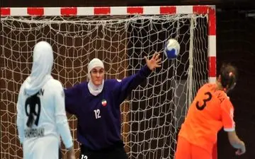 هفته سیزدهم لیگ برتر هندبال بانوان:
پیروزی صدرنشین مقابل تاسیسات دریایی