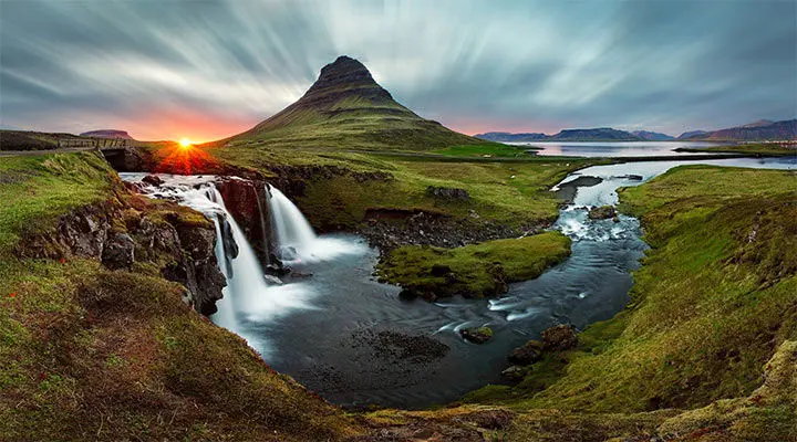 کوه زیبای کرکجوفل در ایسلند