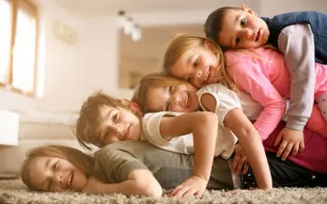 ۲۷ جمله مثبت که هر پدر و مادری باید به کودک خود بگوید