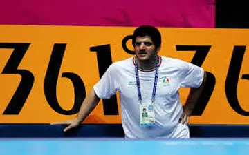 جلسه ۳ ساعته نعمتی با رسول خادم/ تاکید هیات رییسه فدراسیون کشتی بر ماندن خادم