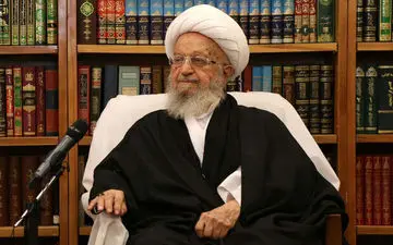 اثبات رؤیت هلال ماه شوّال برای آیت‌الله مکارم شیرازی؛ امروز یکشنبه عید فطر است
