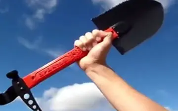 ابزاری چندکاره مخصوص کوهنوردان و طبیعتگردان + فیلم