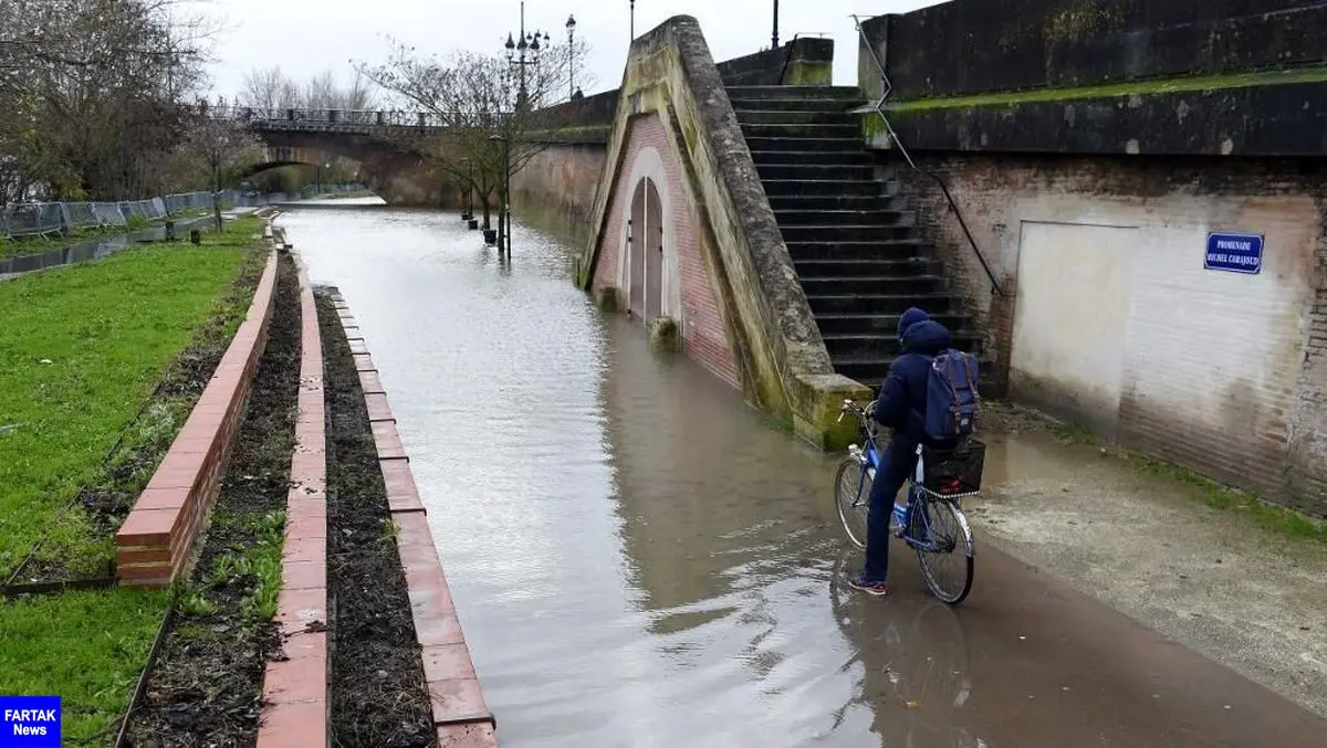 طوفان برق هزاران خانوار فرانسوی را قطع کرد