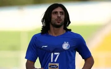 استقلالی ها تکلیف بازیکن جنجالی استقلال را مشخص کردند