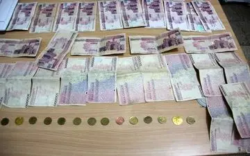 دستگیری جاعلان تراول‌چک و دلار