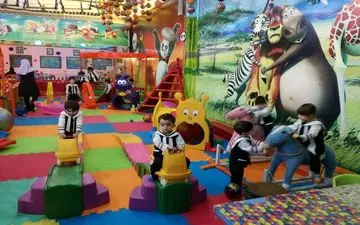 ساعت کاری کودکستان‌ها تغییر نمی‌کند
