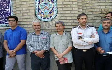 عکس/ حضور جلال ملکی در پای صندوق رای