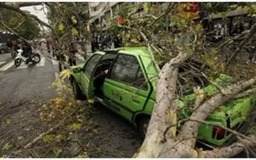 آماده باش آتش نشانان پایتخت بخاطر توفان احتمالی