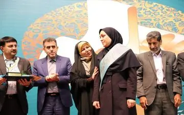 تجلیل از ۱۸ معلم برجسته استانی و یک معلم سرآمد کشوری در کرمانشاه 