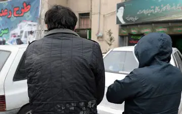 بازداشت دزدان دیوارهای صوتی اتوبان همت در روزهای کرونایی+ عکس