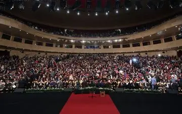 آغاز اختتامیه‌ی فیلم فجر با حضور جهانگیری