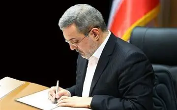 معاون آموزش ابتدایی مسئول نظارت بر عدم استفاده از کتاب‌های آموزشی در دبستان‌ها شد