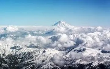 کوهنوردی پس از افتادن در شکاف 25 متری در رشته کوه‌های هیمالیا در سال 2014 ،جان سالم به در برد+فیلم