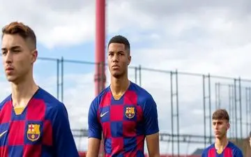 مدافع بارسلونا به چلسی پیوست
