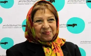 حضور هایده حائری؛ پیشکسوت سینما و تلویزیون در مطب دندانپزشکی (عکس)