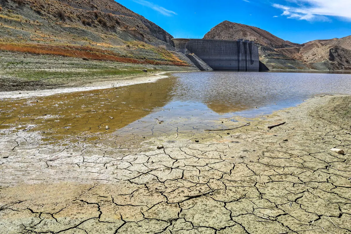  کدام سدها وضعیت نامطلوبی دارند؟ 