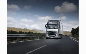 توقیف راننده تریلی 9 ساله در جاده قزوین رشت
