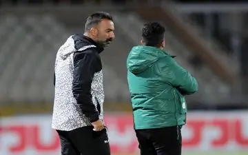  عمران‌زاده: خدا را شکر VAR در نیمه دوم روشن شد! 