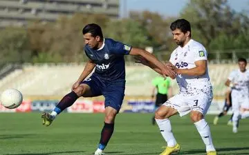 برتری یک نیمه‌ای ملوان مقابل فولاد
