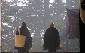 حکایت دو راهب و دختر کنار رودخانه