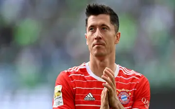 سومین پیشنهاد بارسلونا به بایرن برای خرید لواندوفسکی؛ مهاجم رفته گل بچیند!