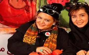 سلفی صمیمانه بهاره رهنما و دخترش