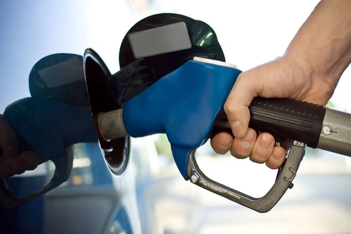 مصرف بنزین رکورد زد/ مصرف ۱۰۵ میلیون و ۳۰۰ هزار لیتر بنزین