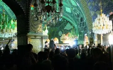 سوریه - عزاداری شب عاشورا در حرم حضرت رقیه (س) + عکس